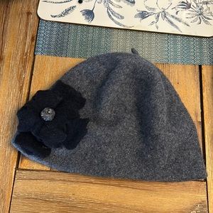 Women’s cappelleria Bertacchi wool hat light blue with navy flower worn once